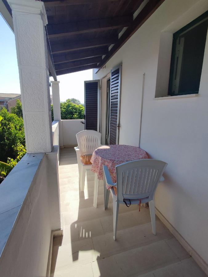 Eftichia Apartment Roda  Esterno foto