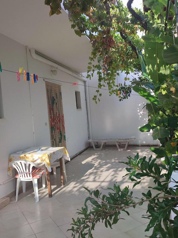 Eftichia Apartment Roda  Esterno foto