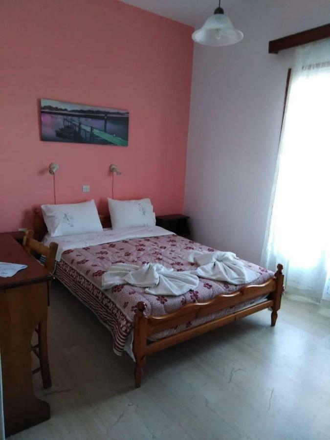 Eftichia Apartment Roda  Esterno foto